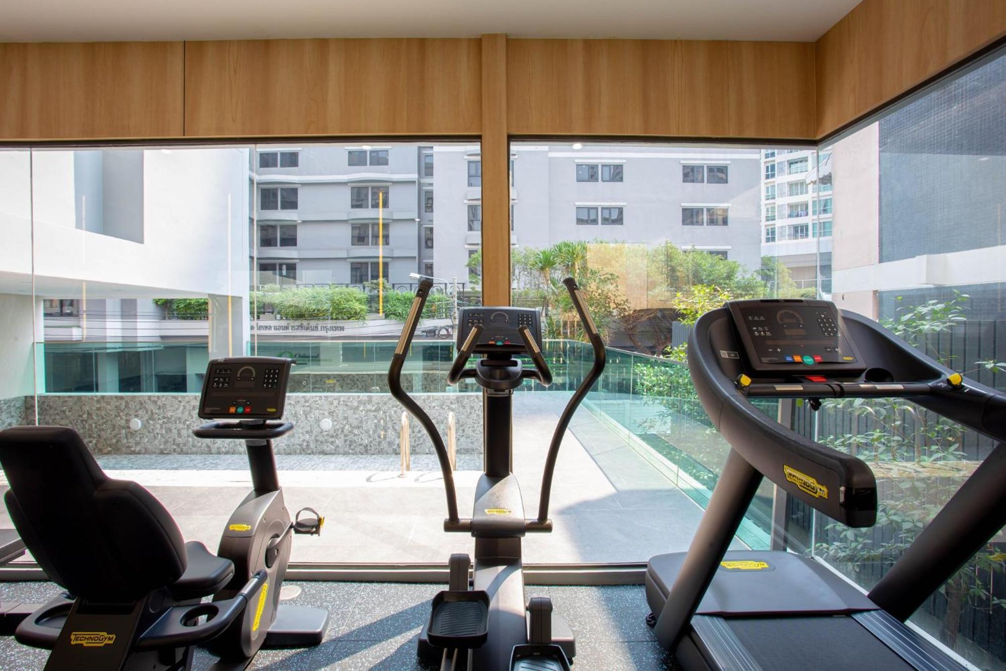 Holiday Inn Express & Suites Bangkok Central Pier By Ihg Ngoại thất bức ảnh